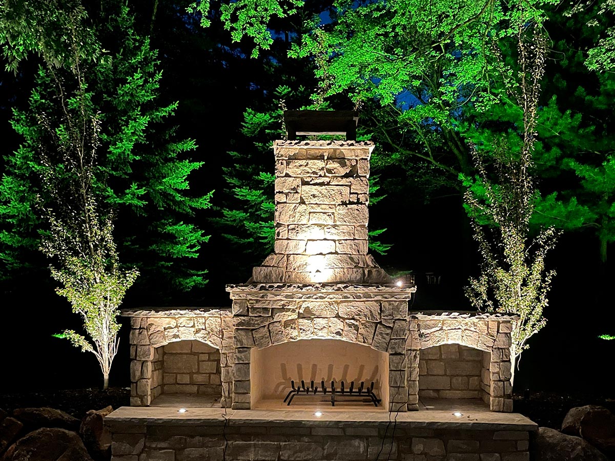 Creative Ways to Use Outdoor Accent Lighting on Landscapes